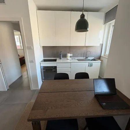 Apartament Capruzzi - In The Center Opposite The Station *